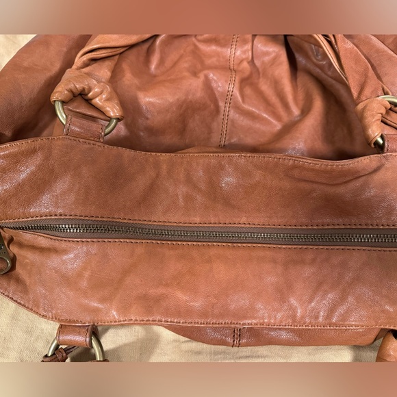 Ugg Leather Hobo Bag - Picture 9 of 9